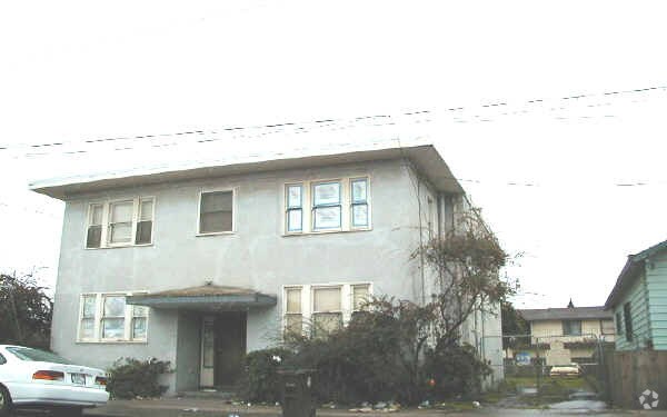 Building Photo - 1410 Bissell Ave