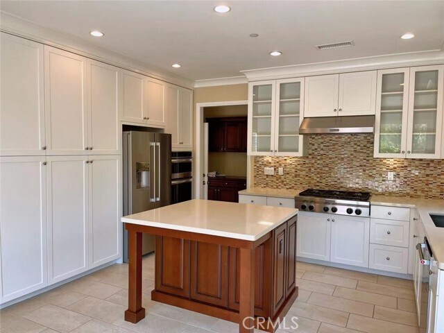 Building Photo - 132 Mustang