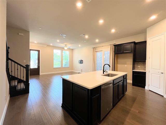 Building Photo - 1331 Bailey Ln