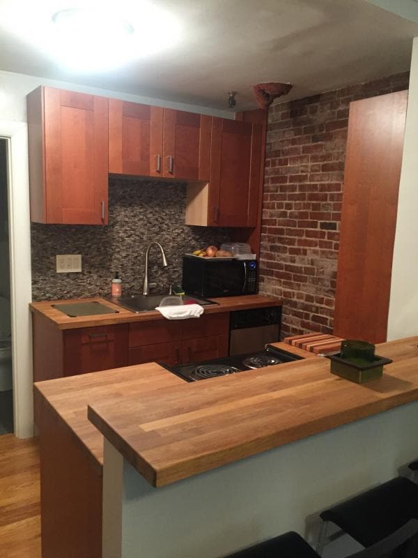Building Photo - 274 Marlborough St