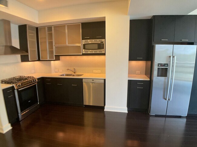 Foto del edificio - 601 W Rosemary St