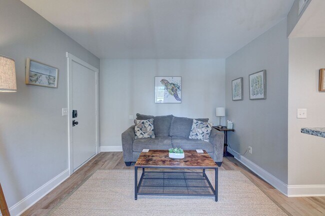 Building Photo - 4752 Seahawk Ct