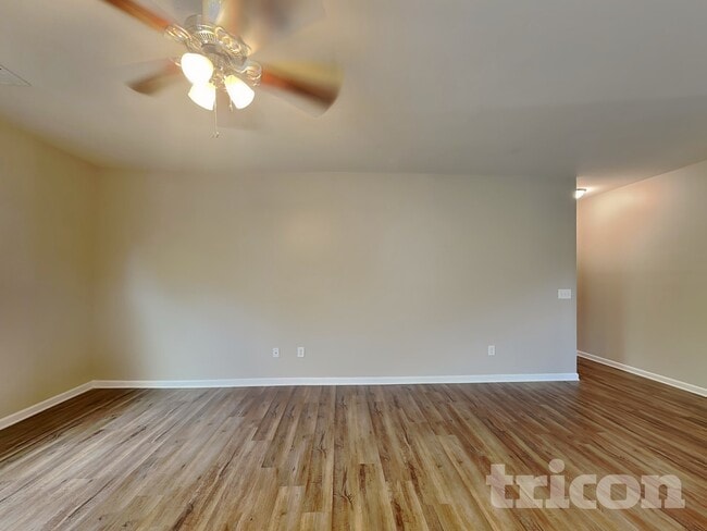 Building Photo - 21 Tabasco Cat Ct