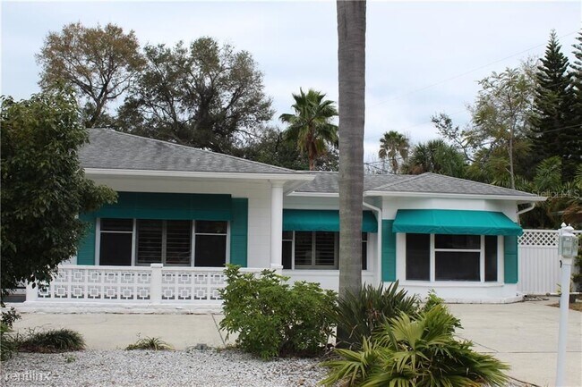 Building Photo - 3 br, 2 bath House - 1722 Indian Rocks Rd
