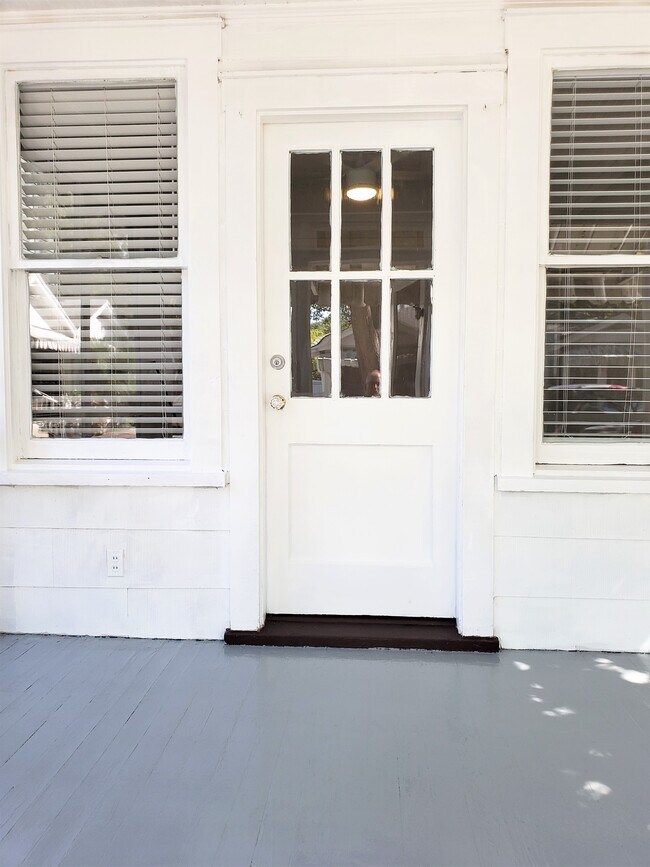 Front porch - 1160 Turner St