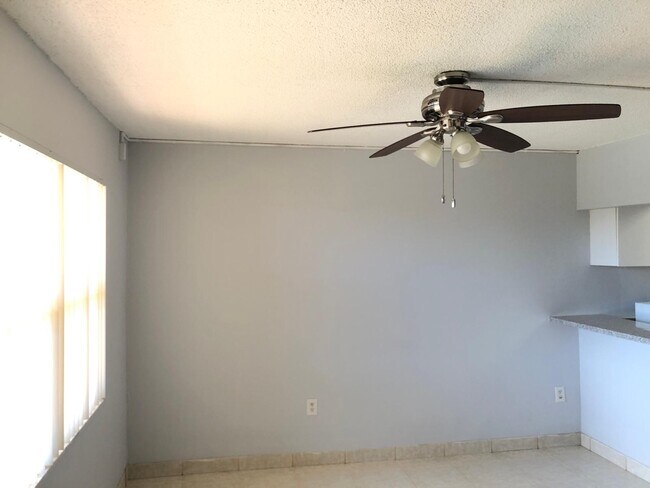 Foto del edificio - 135 NE 202nd Terrace