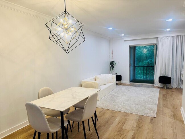 Foto del edificio - 2625 FL-590