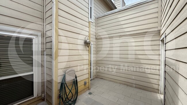 Photo - 5505 Live Oak St Townhome