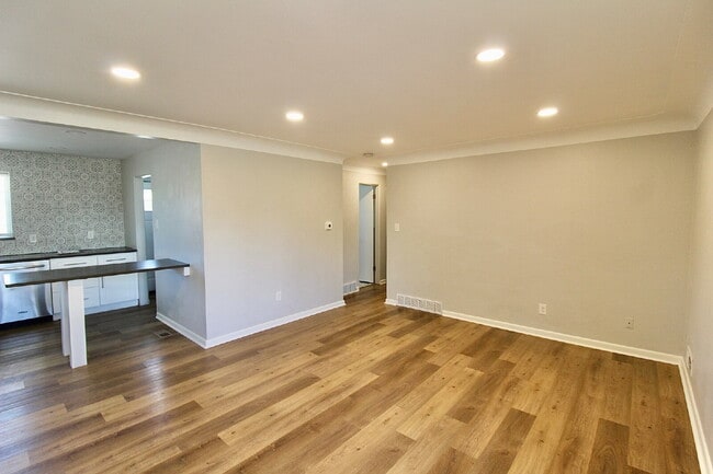 Building Photo - 3614 N Monaco Street Pky