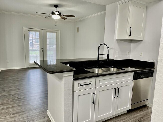 Building Photo - 14316 Fredricksburg Dr