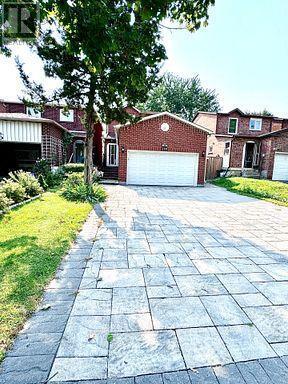 Building Photo - 116 Tangmere Crescent
