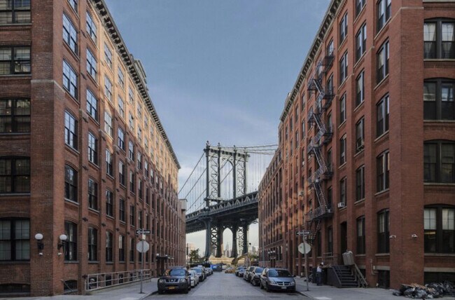 Building Photo - 25 Washington St