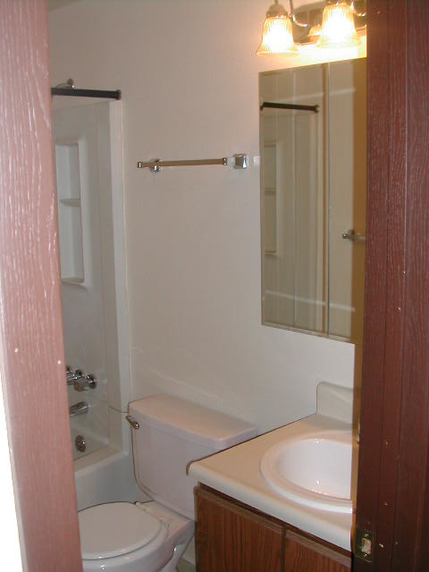 Building Photo - 4501 Boardwalk Dr