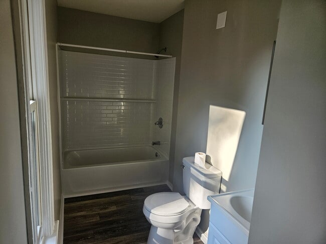 Bathroom - 5 Robie St