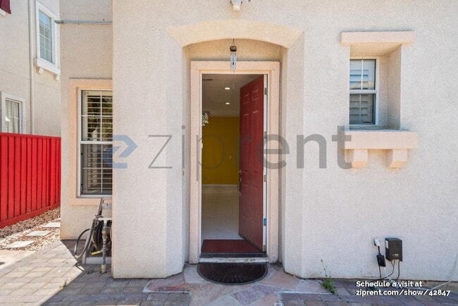 Building Photo - 3631 Wodzienski Dr