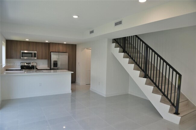 Foto del edificio - 1155 NW 1st St