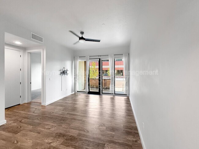 Foto del edificio - 4184 E Haystack St