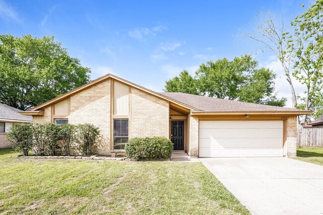 Building Photo - 20810 Union Park Dr