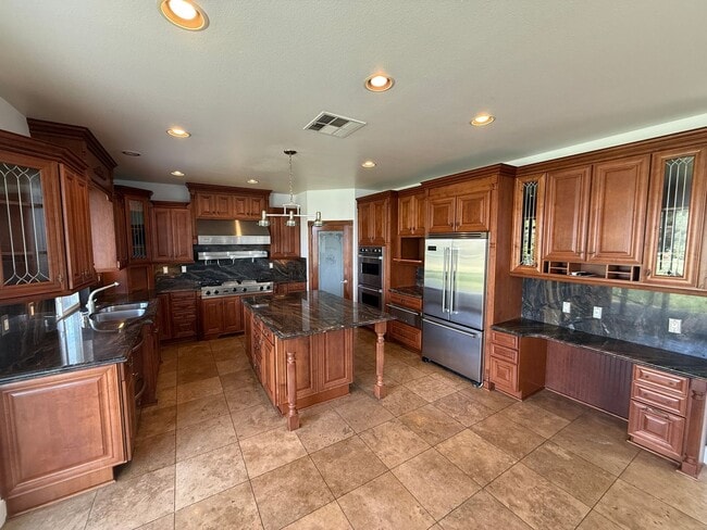 Foto del edificio - Fair Oaks Ranch 5 Bedroom Home in Canyon C...