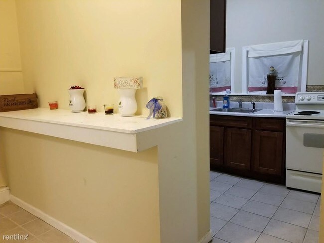 Foto del edificio - 231 W Tabor Rd