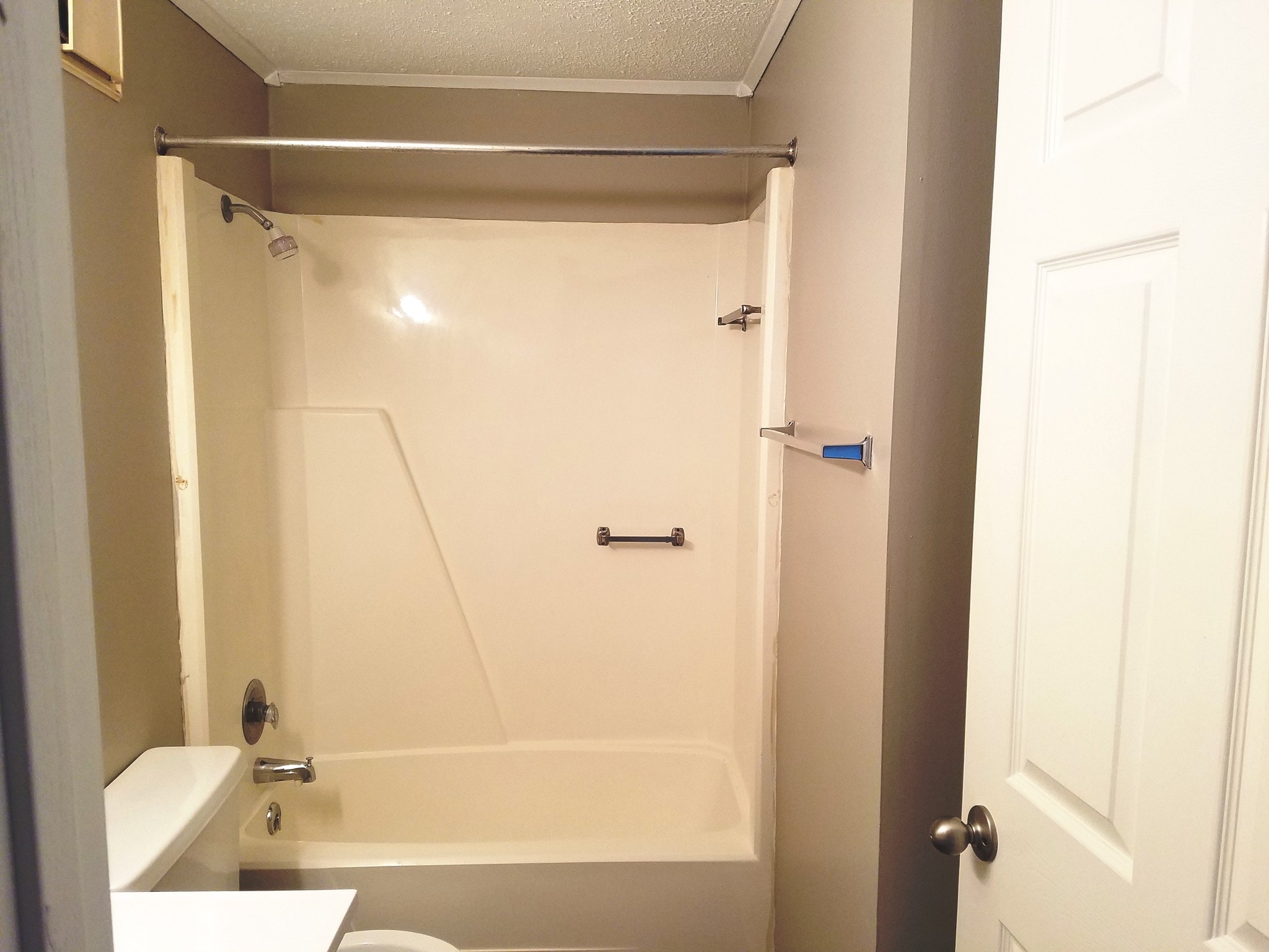 Carriage Hill Apartments – photo 4