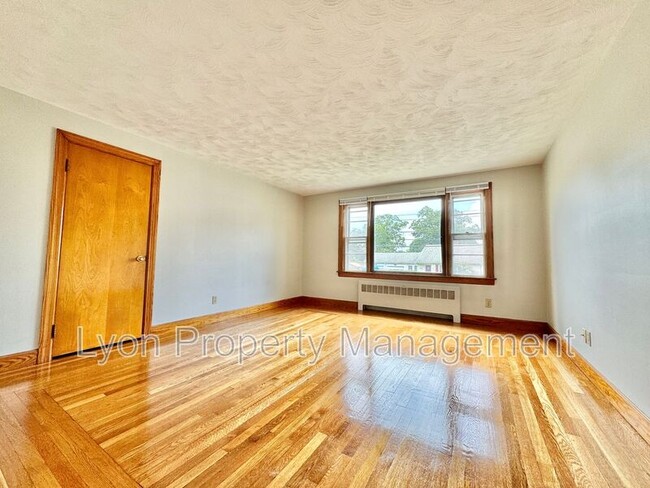 Building Photo - 1754 Diamond Hill Rd