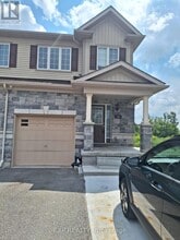 Building Photo - 145 Diana Dr