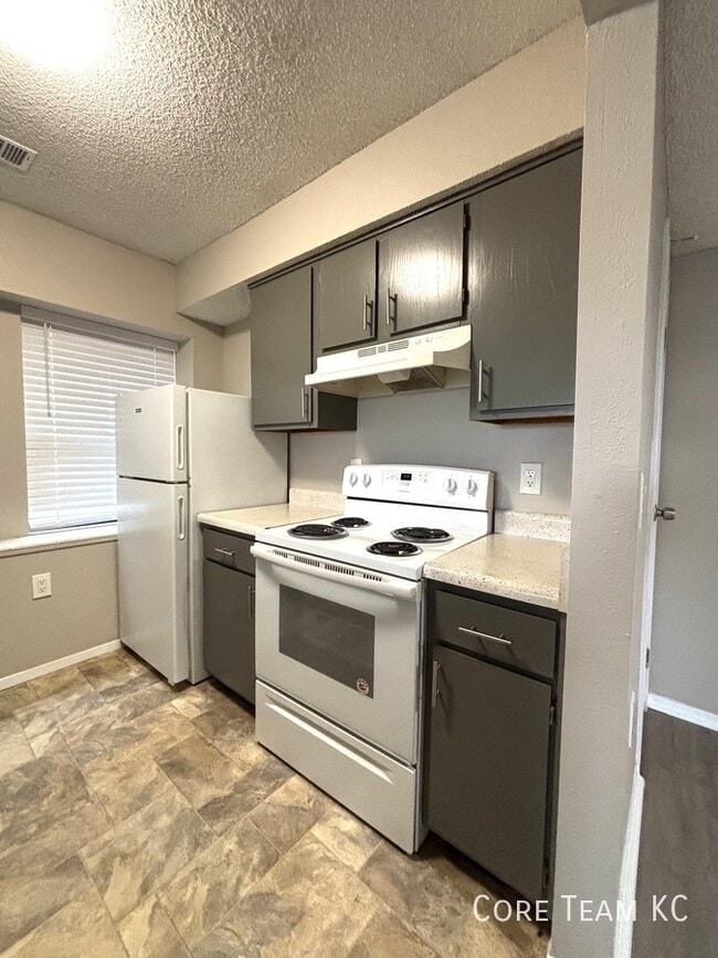 Building Photo - 3225 Harrison St