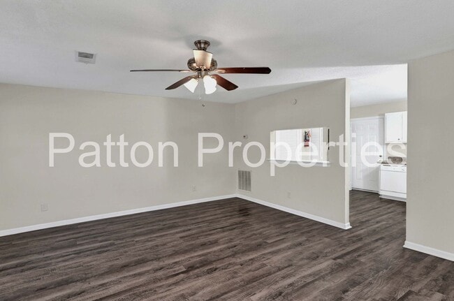 Building Photo - 1705 Springwoods Lake Dr