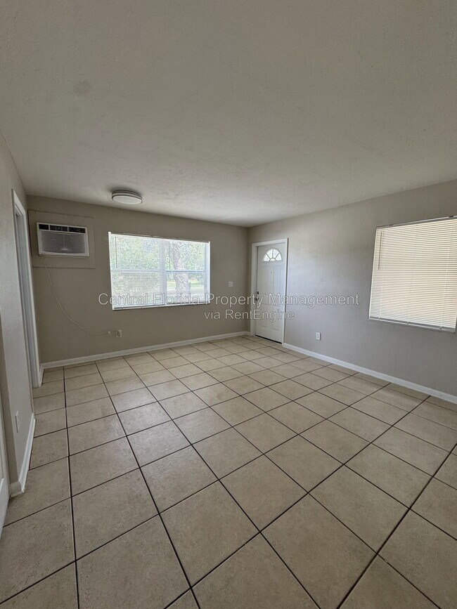 Foto del edificio - 809 Rockhill St