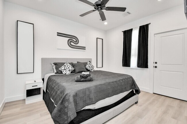 Foto del edificio - 4610 Indie Hts Ln