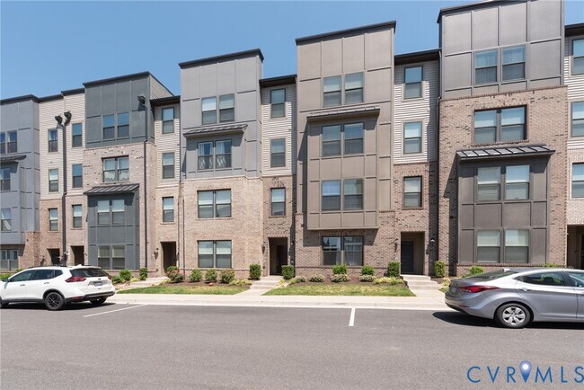 Foto del edificio - 2747 St Elias Dr