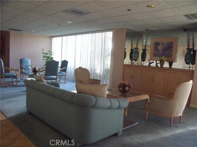 Foto del edificio - 11410 Dolan Ave