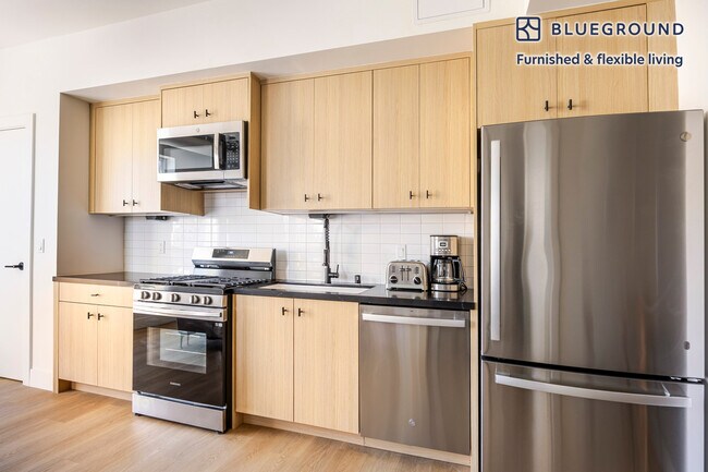 Foto del edificio - 611 N Virgil Ave