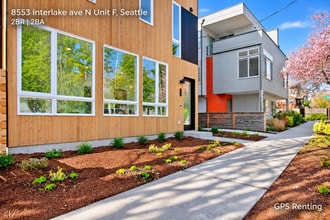 Building Photo - 8553 Interlake Ave N