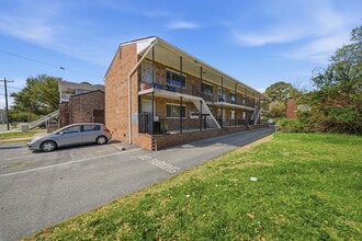Building Photo - 9563 15th Bay St