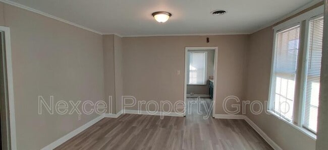 Building Photo - 580 Josephine St