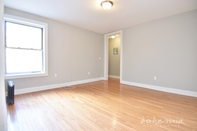 Building Photo - 540-546 W 180th St
