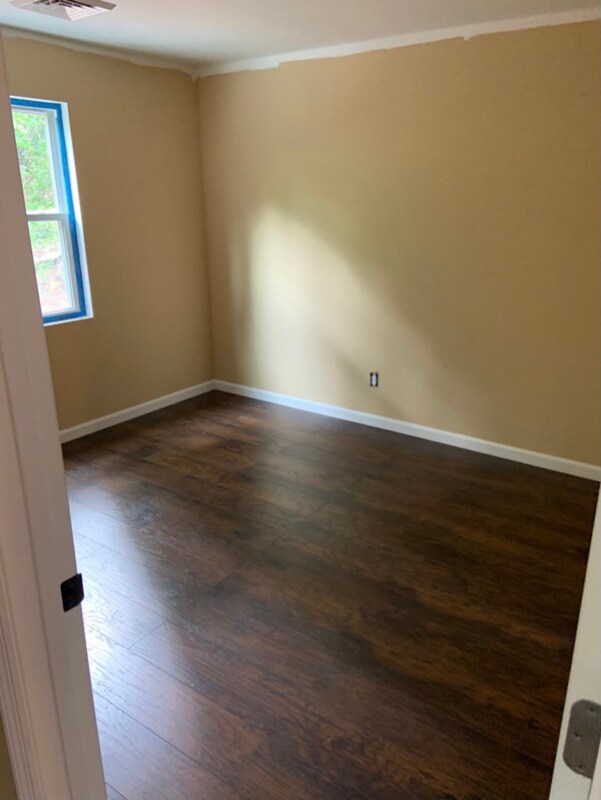 Building Photo - 135 Huckleberry Ln