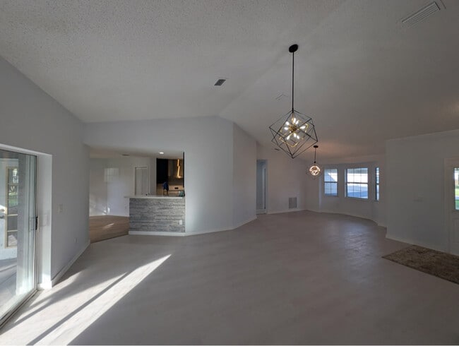 Building Photo - 103 Beauford Ln