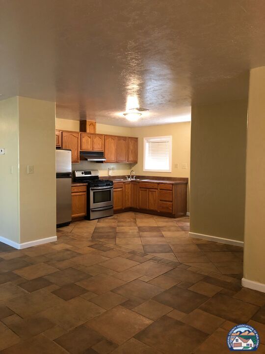 Foto del edificio - 310 A St