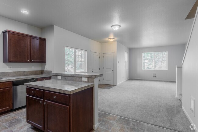 3 habitaciones, 2,5 baños, 1566 pies cuadrados, cocina - The Landing Apartments and Townhomes