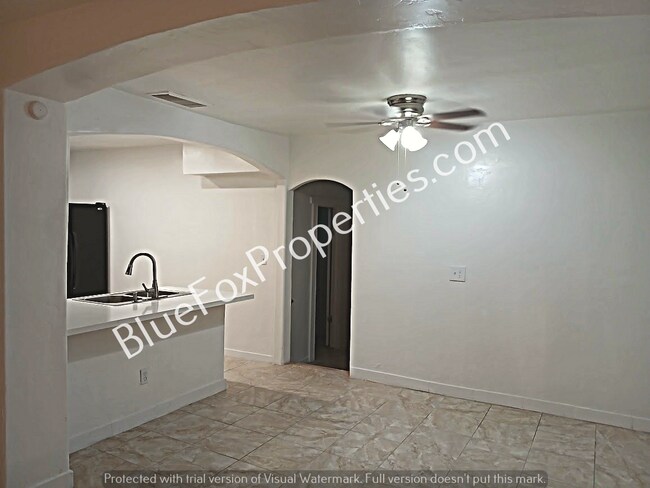 Foto del edificio - 2641 N Fontana Ave