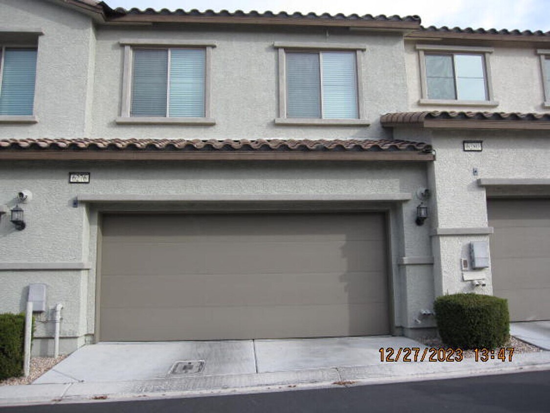 SW Townhome with Mountain and Strip Views House Rental in Las Vegas
