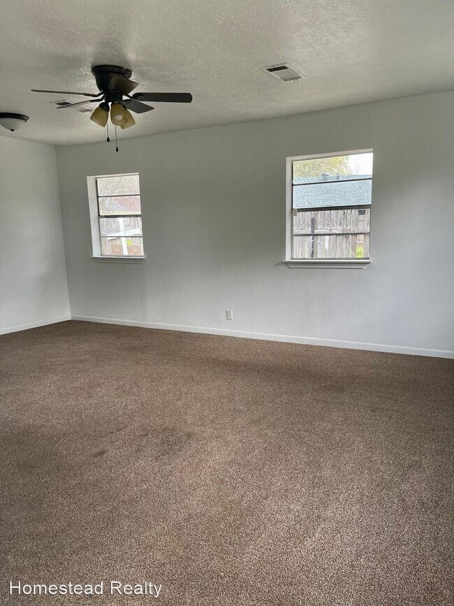 Building Photo - 2 br, 1 bath House - 914 Montrose