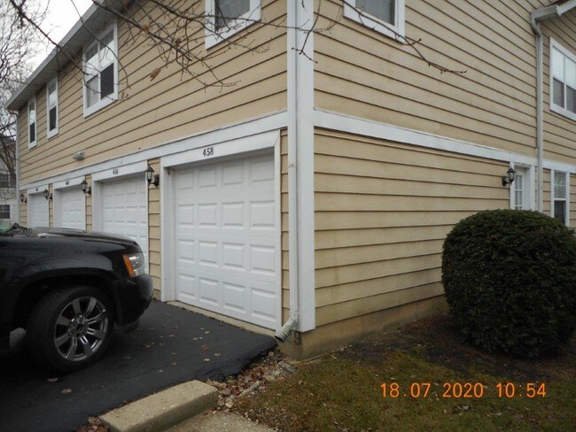 Building Photo - 458 N Lake Shore Dr