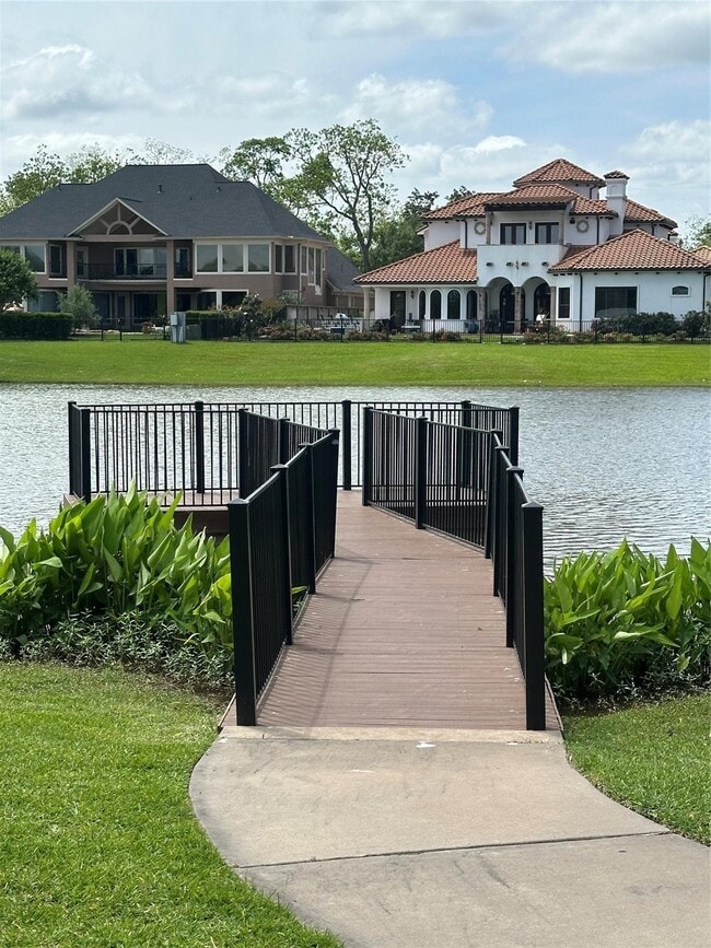 Building Photo - 8706 Stowe Creek Ln