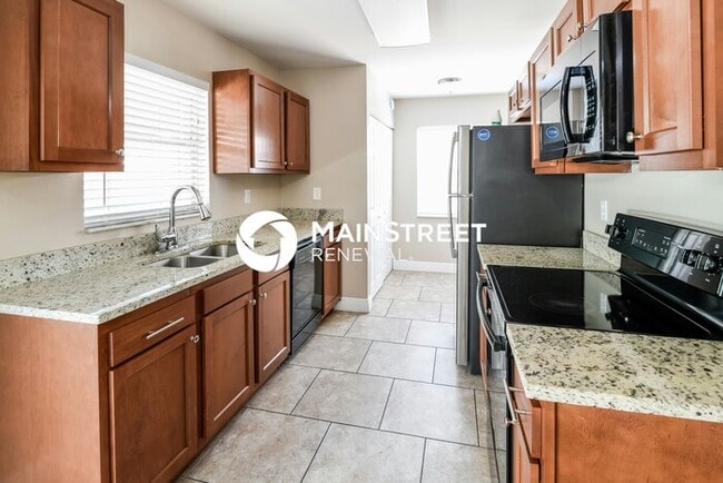 Building Photo - 3 Bedroom Pet-Friendly Home in Port Richey, FL with Main Street Renewal