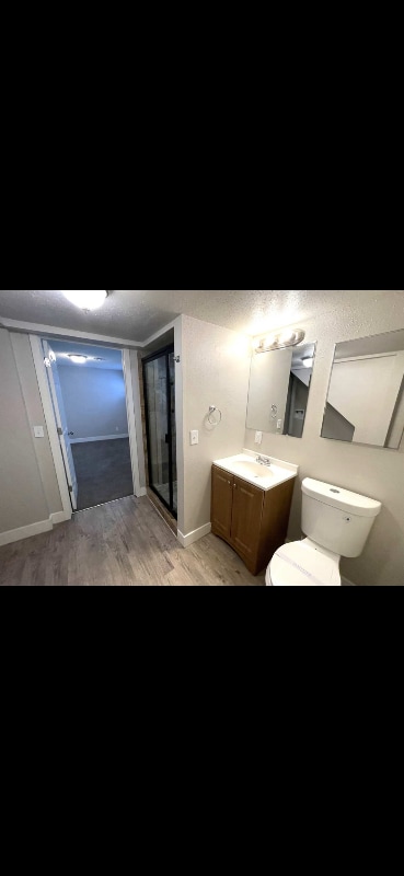 Foto del edificio - 724 W James St