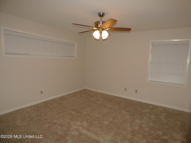 Foto del edificio - 238 Westview Cir